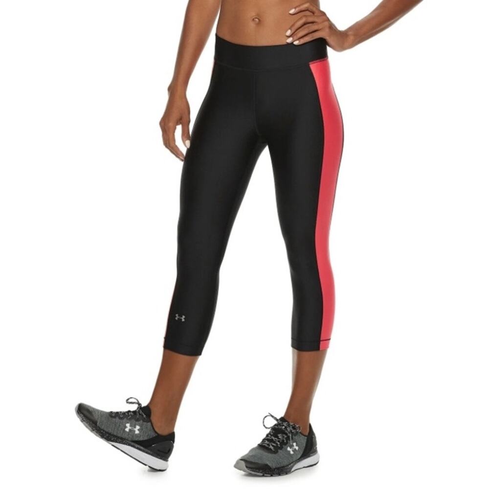 Under Armour Black Color Block Mid Rise Capri Leggings Sz S NWT